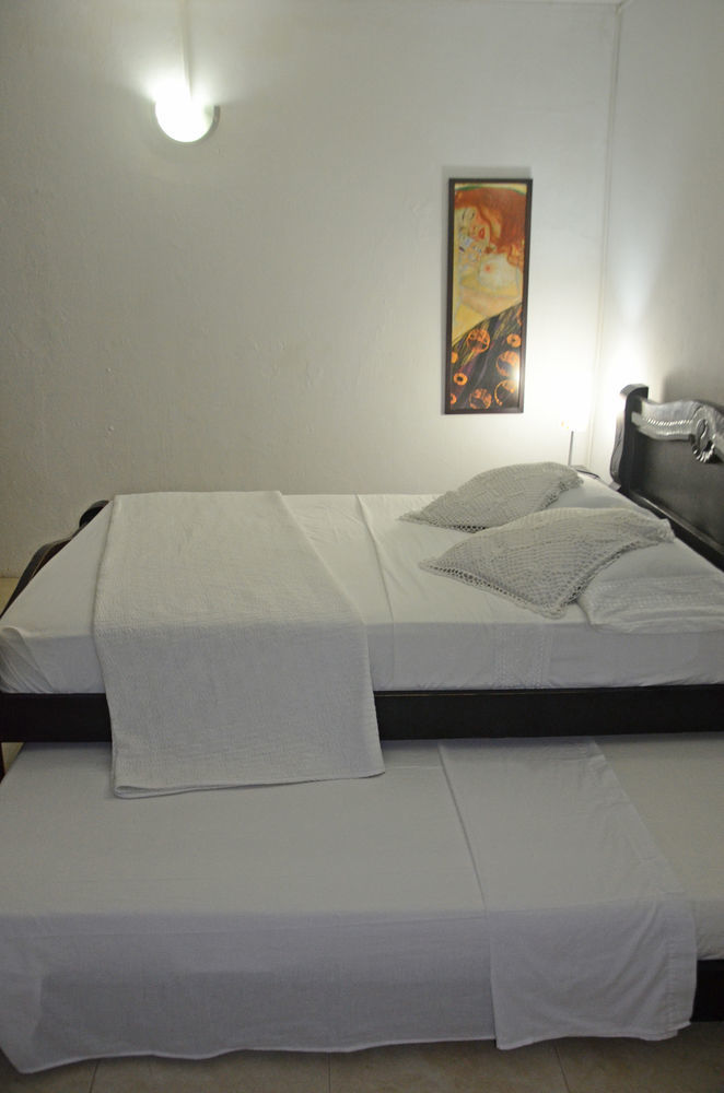 Hotel Plaza De La Trinidad Cartagena Eksteriør bilde